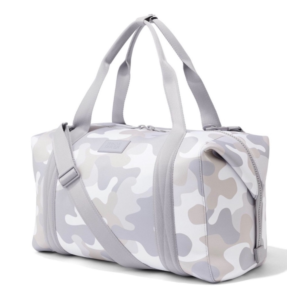 IN SEARCH OF Dagne Dover Landon Carryall Bags